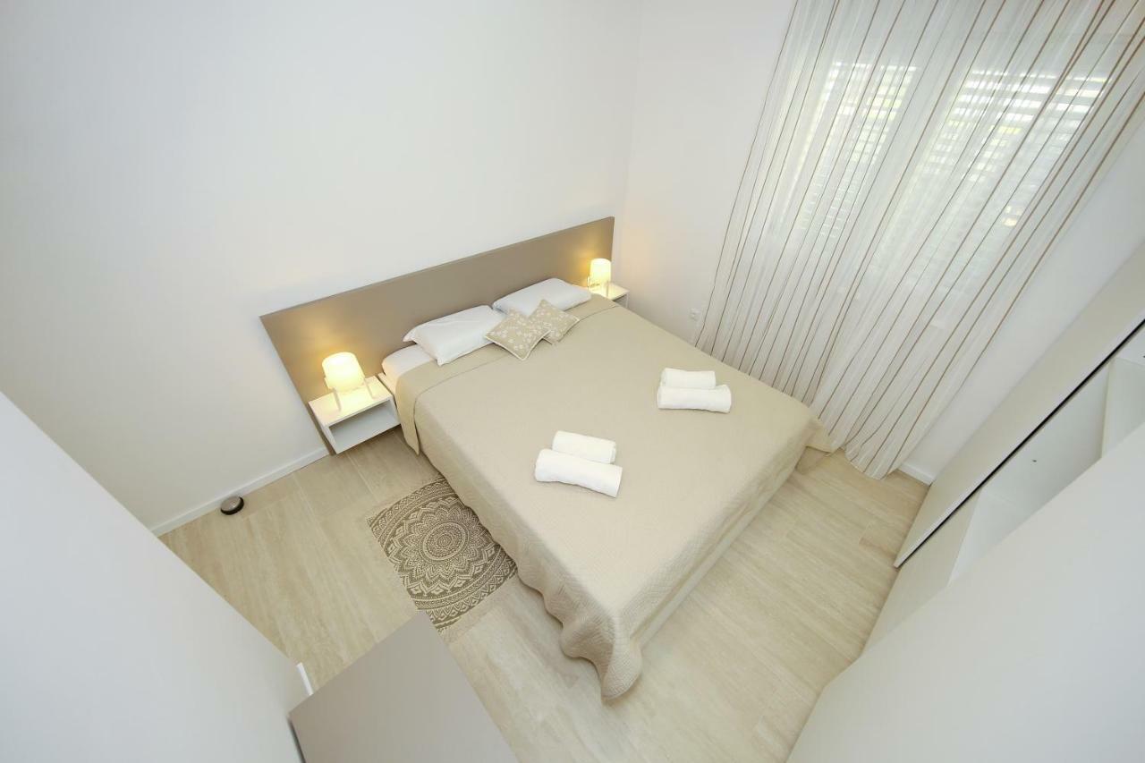 Valadar Apartments Privlaka  Kültér fotó