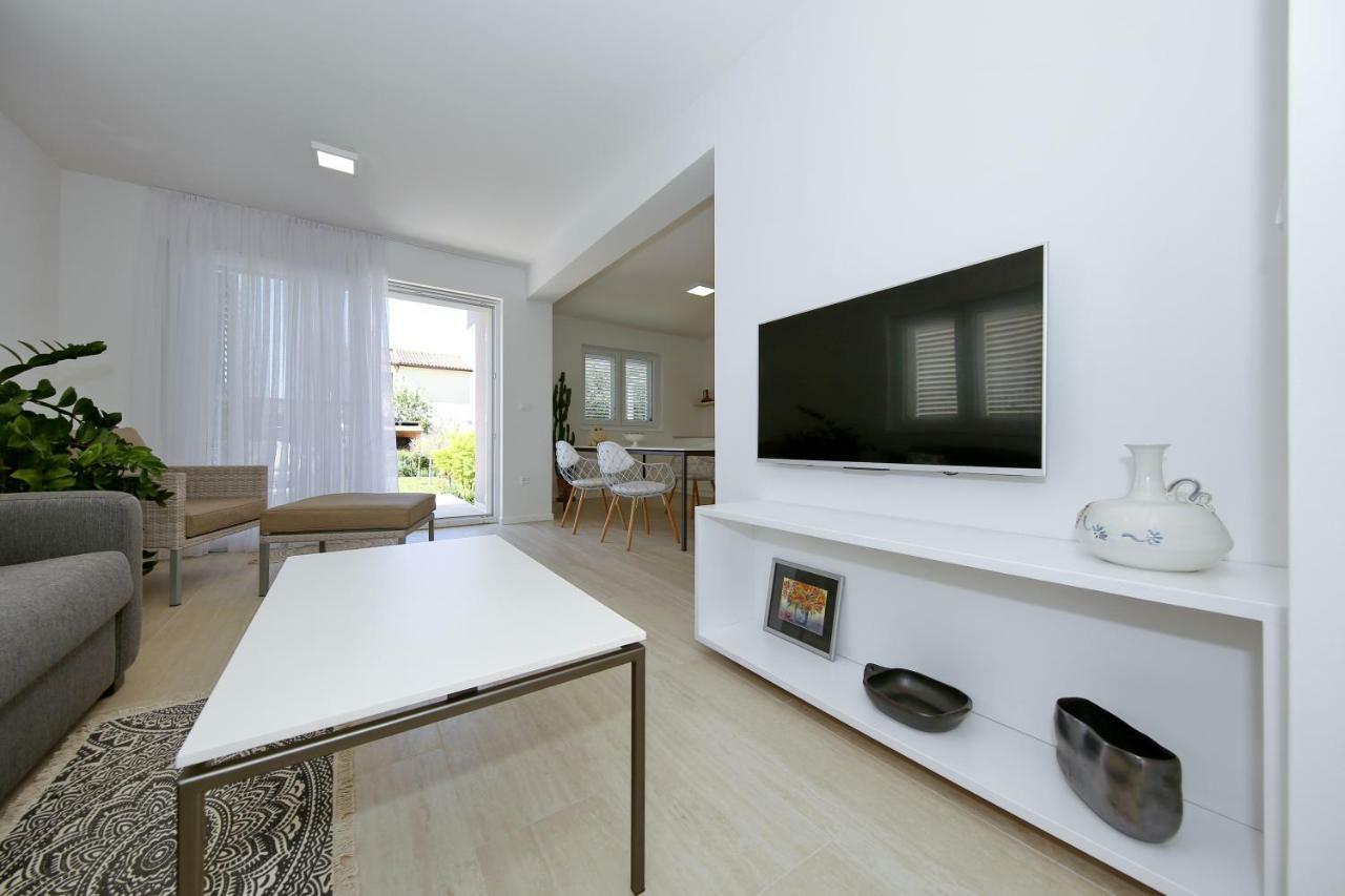 Valadar Apartments Privlaka  Kültér fotó