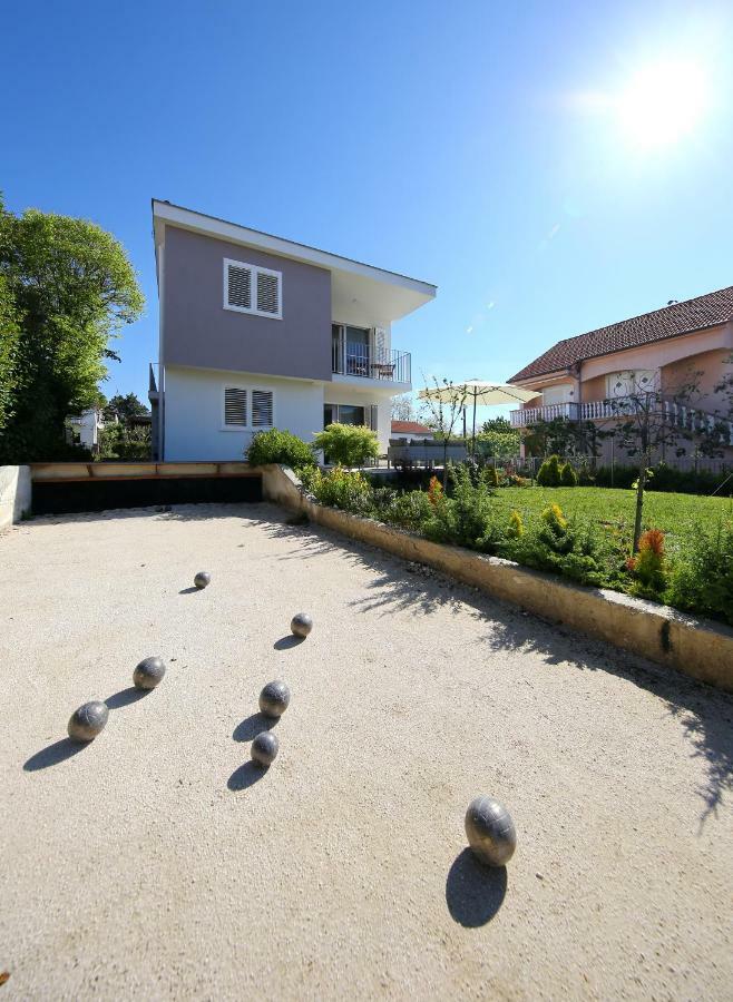 Valadar Apartments Privlaka  Kültér fotó