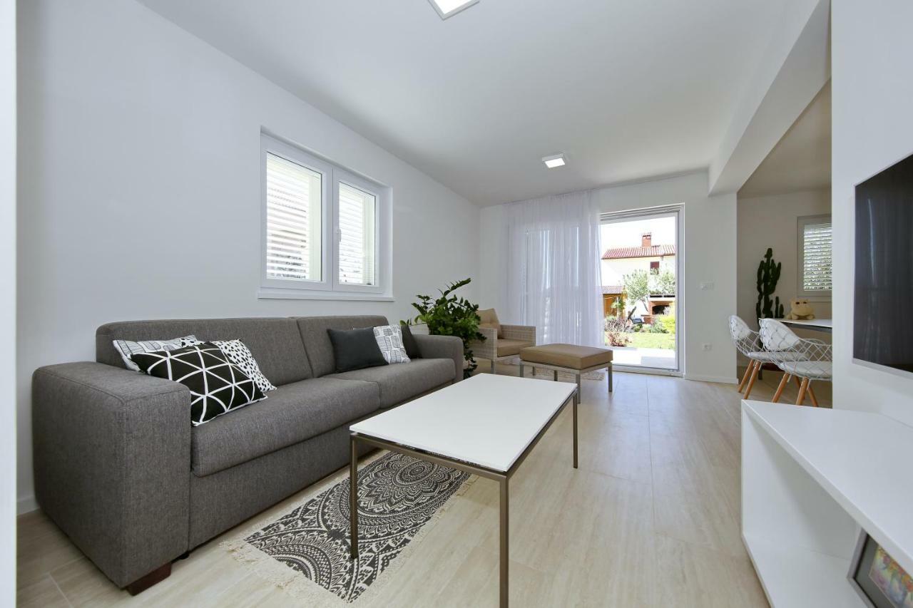 Valadar Apartments Privlaka  Kültér fotó