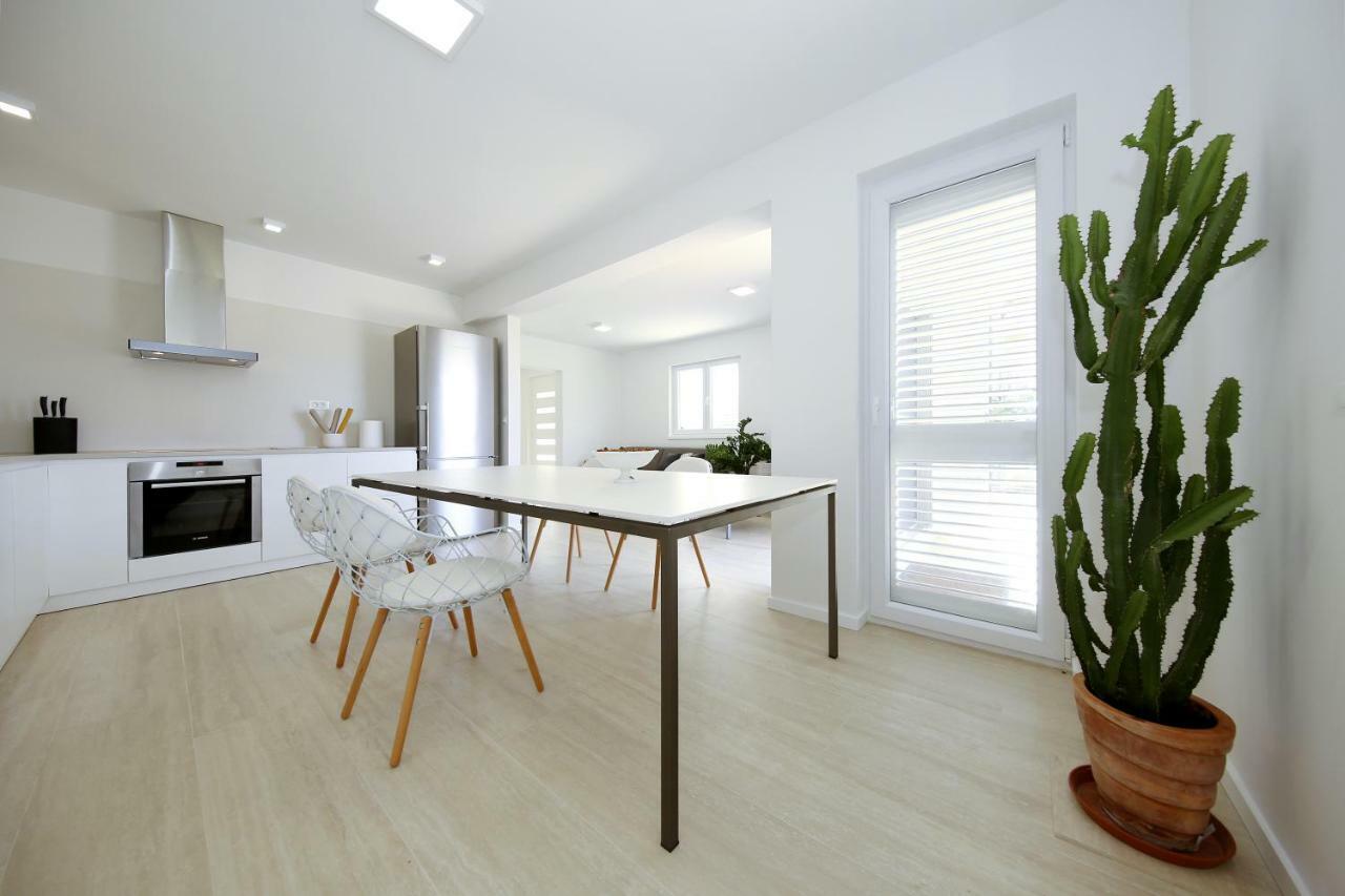 Valadar Apartments Privlaka  Kültér fotó